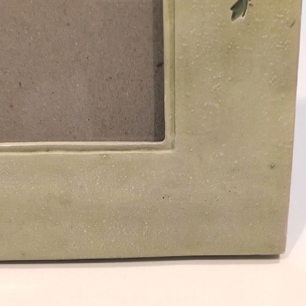 Vintage 1998 Burnes of Boston Cottage Green Embossed Floral Photo Picture Frame